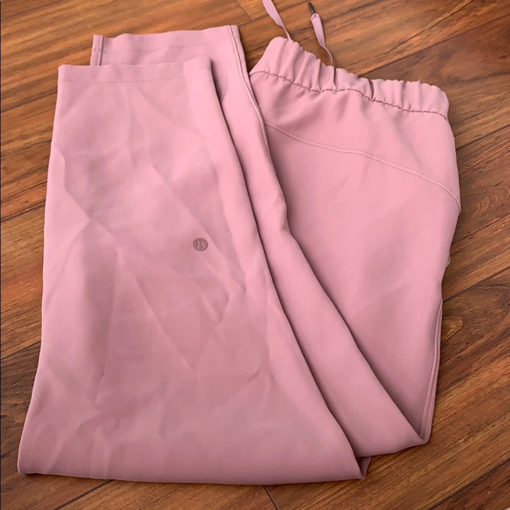 Lululemon pants